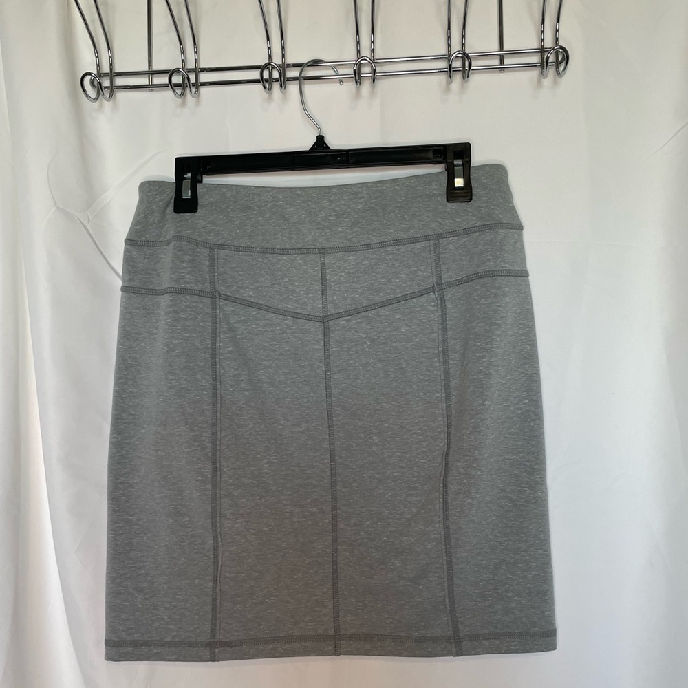 Athleta/ light gray Pencil Mini-Skirt Elastic Waist Pull-on. Size Medium - Picture 2 of 4